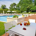 Apartment Tena 1 *