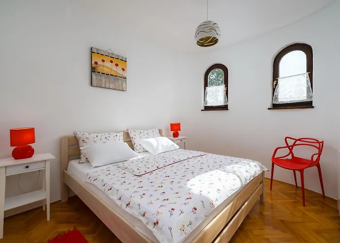 Tena 1 Apartman